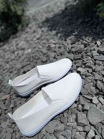 Yzy Мокасини балетки жіночі білі весна-літо зі штучної шкіри з перфорацією YZY B2109-2 р. 36-41 Коломия