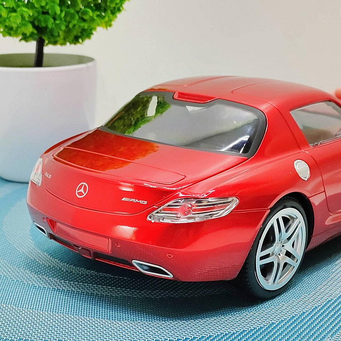 Машинка на радіокеруванні Mercedes-Benz SLS гумові колеса світло Червона (2024A) Чернігів - фото 9