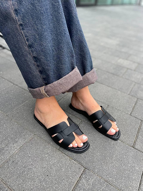 YES MILE Зручні жіночі шльопанці зі штучної шкіри чорні на низькому ходу YES MILE SF-16 р. 36-4 Коломия - фото 1