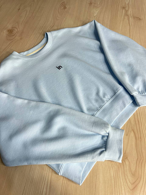 Світшот жіночий U S 36918 оверсайз рубчик діагональ вишивка “in”, блакитний, one size Київ - фото 7