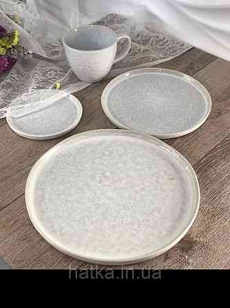 Тарілка Olens "Вайт-стоун" 27х1,5 см коло з бортиком кераміка біла із сірими домішками для дому та ресторану Київ