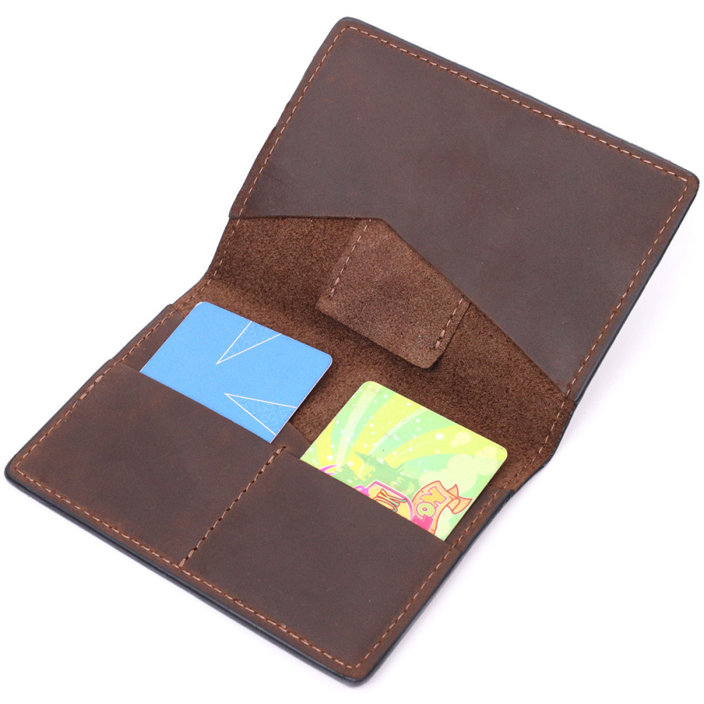 Стильна шкіряна обкладинка на паспорт з утримувачем для Apple AirTag GRANDE PELLE 11621 Коричневий Київ - фото 7