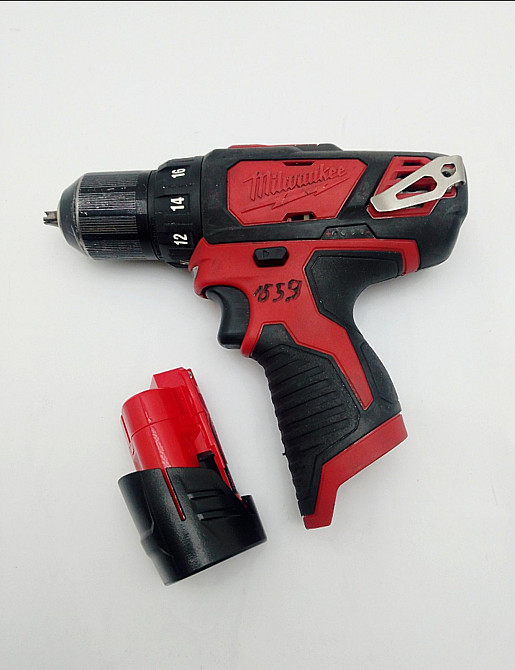 Акумуляторний дриль-шуруповерт Milwaukee M12 BDD Луцьк - фото 1