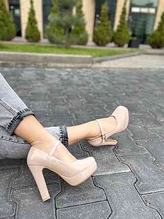 Туфлі жіночі STILLETA бежеві еко-лак каблук 11см (D280-J250-4) Коломия