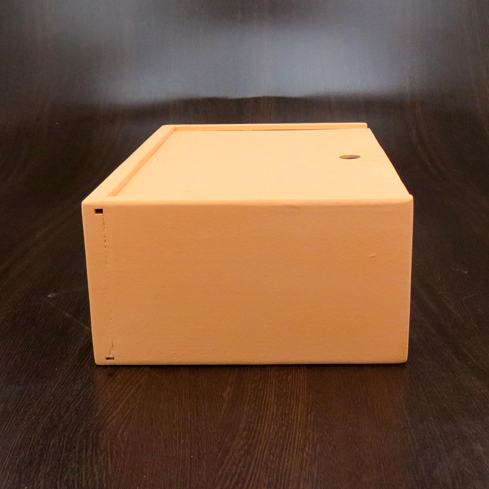 Подарочная коробка 