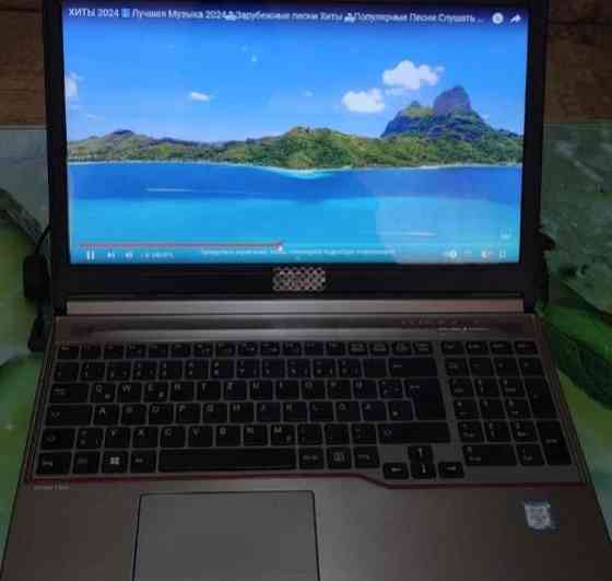 Ноутбук Японский: Fujitsu E756 ( made in Japan) Киев