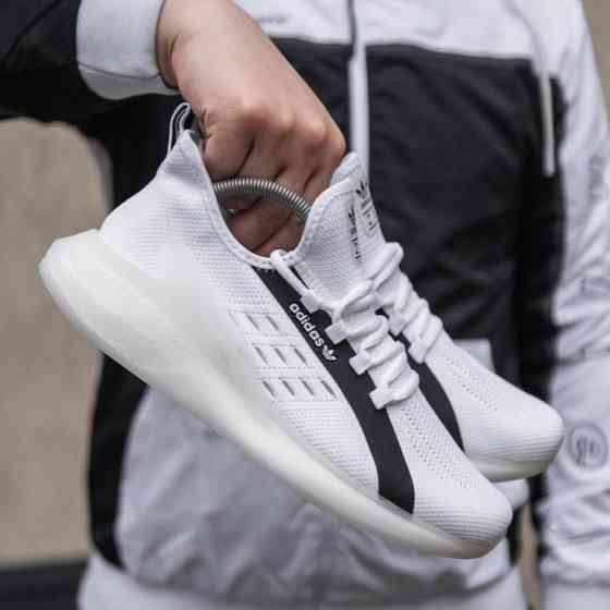 Кросівки Adidas Білі Чоловічі Адідас Ізі Boost Літні Сіточка (розміри: 41,42,43,44,45) Дніпро