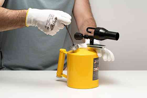 MASTERTOOL Лампа паяльна бензинова MASTERTOOL 1.5 л 1100°С 32 мм 1200 г/год 0.25 МПа 44-5215 Киев