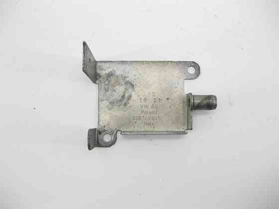 VAG  059145645E Кронштеїн блоку свічок розжарювання Одесса