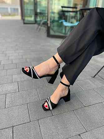 Meideli Красиві чорні босоніжки літні на підборах молодіжні з еко замші MEIDELI H008H-11 р. 36- Киев