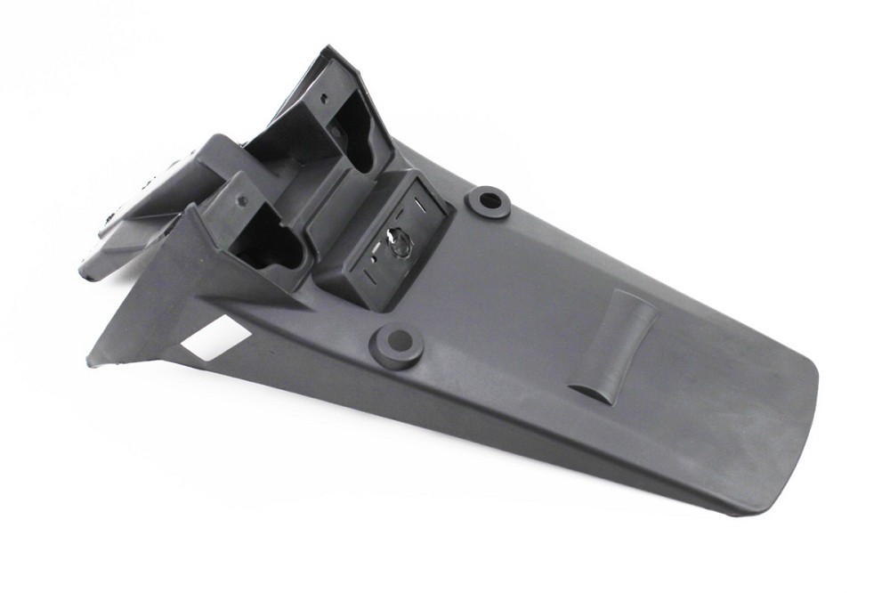 V200R пластик - крило заднє, тип 2 Київ - фото 1