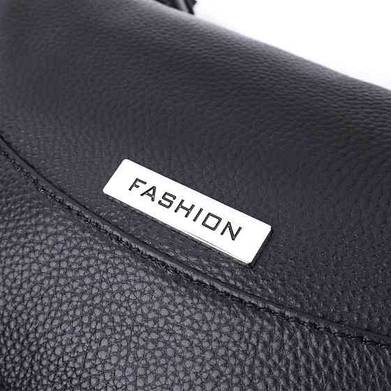 Кожаная женская сумка через плечо с необычным бегунком брелком Черная (Vintage) Киев