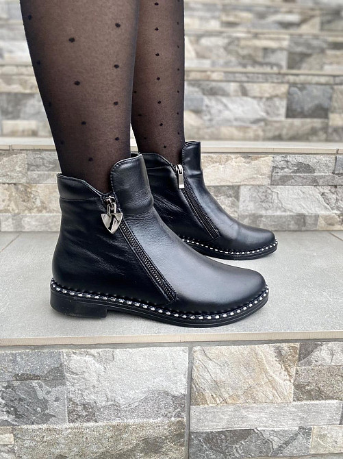 Vesna Черевики жіночі VESNA чорні натуральна шкіра з хутром висота 11 см (2422) 36 і 39 Коломия - фото 5