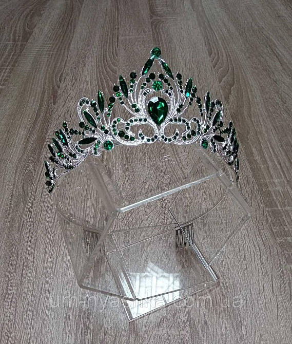 Диадема на обруче Корона изумрудная с камнями Кривой Рог - изображение 3