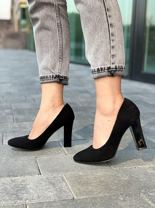 Туфлі жіночі D and V чорні замша натуральна висота каблука 9 см (2247) Коломия - фото 2