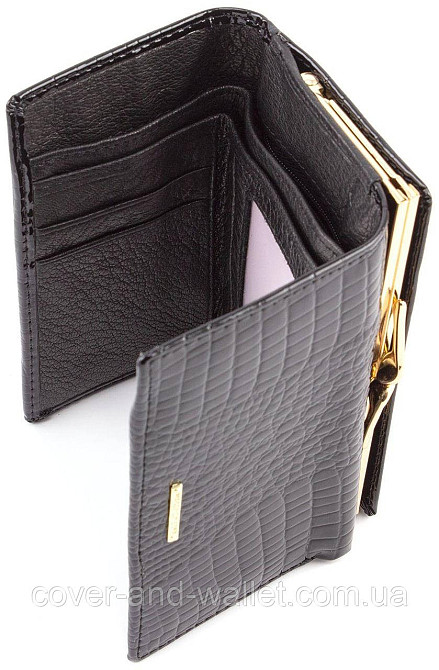 Невеликий лаковий жіночий гаманець на магнітній фіксації зеленого кольору Marco Coverna Київ - фото 9