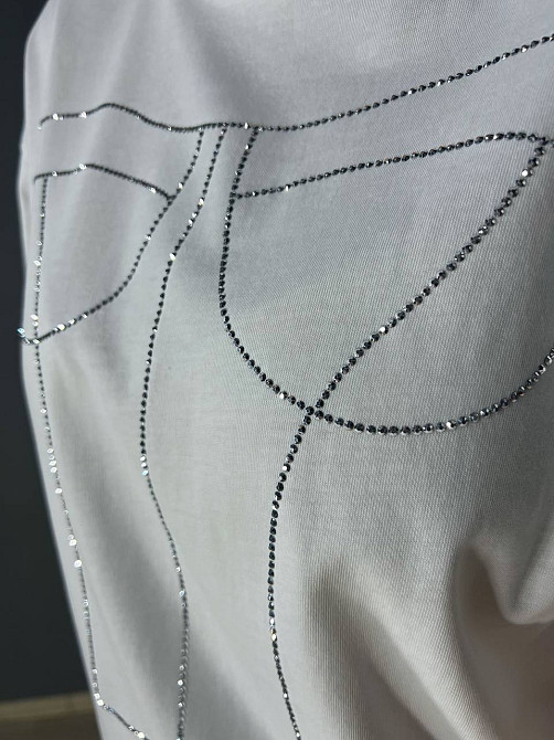 Футболка жіноча A-N 0098 з камінням імітація корсету оверсайз, білий, one size Київ - фото 8