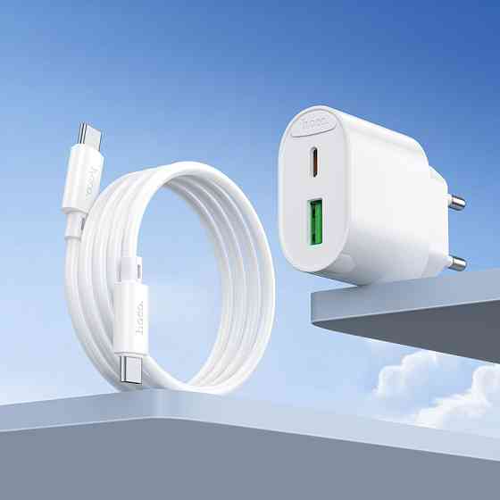 Зарядное устройство HOCO C109A с кабелем, 20W, белое Киев