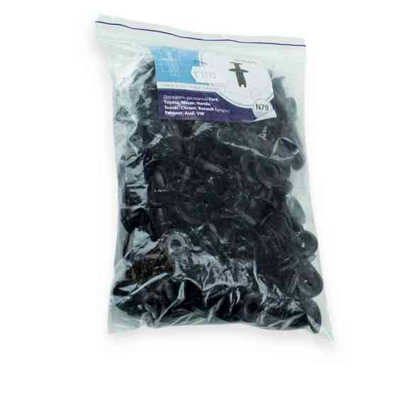 Клипса расп.VW, Ford, Шкода , Fiat..(о 8,8-9,0, ш20, дл16,5) черная (100шт) №79 Мукачево