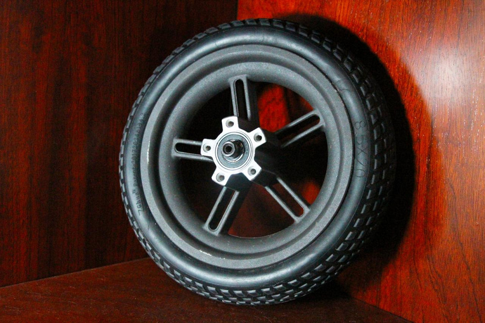 Запасное колесо, литая покрышка 8x1/2*2 Xiaomi Mijia Scooter M365 Pro Киев - изображение 1