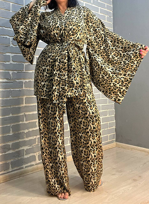 Костюм жіночий My fashion 1675 кімоно з поясом широкі брюки на резинці леопардовий принт one size коричневий, коричневий, one size Київ - фото 12
