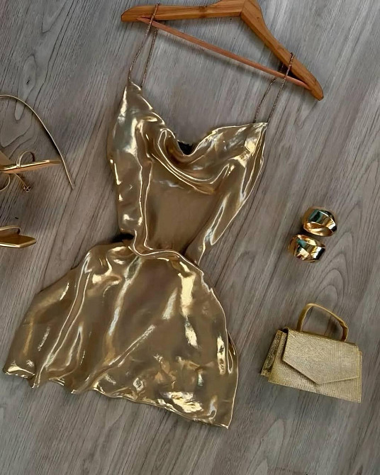 Женское роскошное праздничное золотое платье с эффектом жидкого металла трикотаж металлик Одесса - изображение 1
