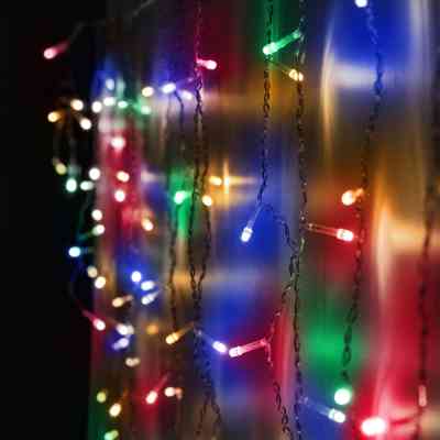 Гірлянда YES! Fun Бахрома 84 LED Різнокольорова 2 м Статична Конектор (974847) Вінниця