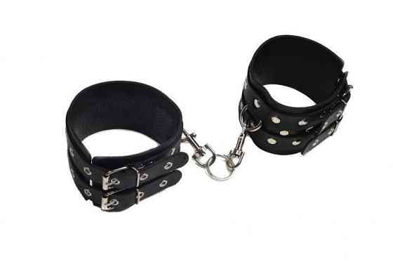 Кайдани на щиколотки Leather Double Fix Leg Cuffs Black Sex Aura Київ