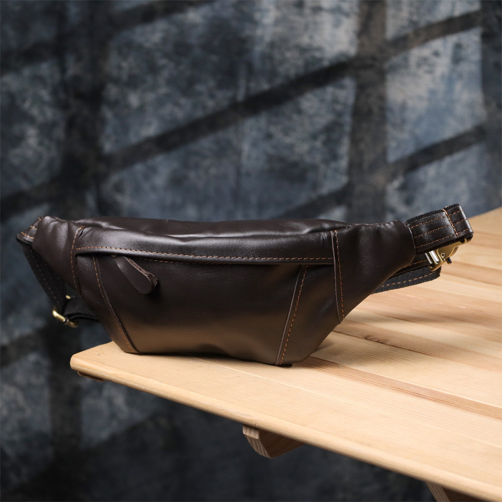 Мужская сумка-бананка компактного размера из натуральной гладкой кожи Shvigel 23126 Коричневый Киев - изображение 8