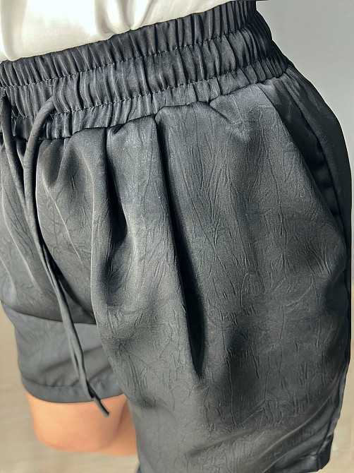 Шорти жіночі A-N 25175 вільний крій шовкові жатка талія на резинці шнурок короткі чорні, чорний, M Київ - фото 19