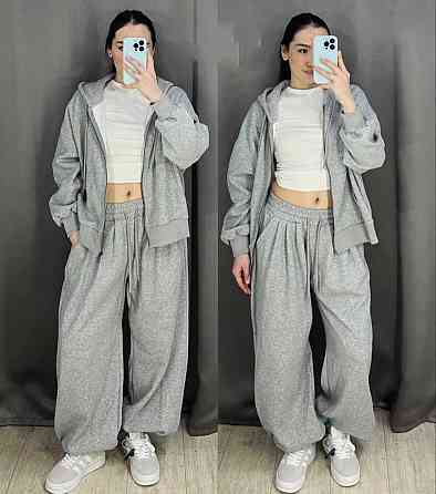 Женский теплый прогулочный костюм в стиле оверсайз с объемным зип худи и брюками трехнитка на флисе Одесса