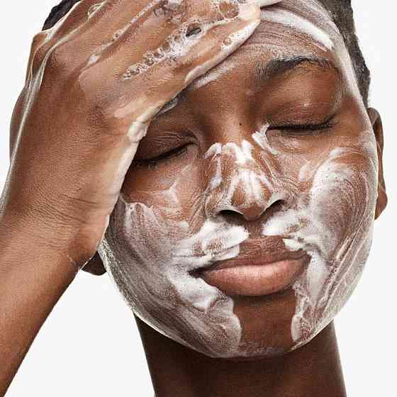 FENTY BEAUTY SKIN Start'r Set Mineral - Набор по уходу за нормальной и жирной кожей, 50 ml + 45 ml+30 ml+8 ml Славянск