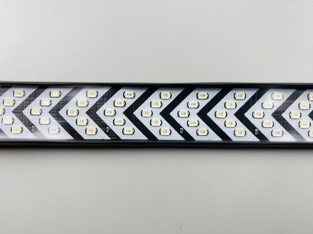 Led-стрічка в авто світлодіодна для додаткового освітлення, LED V стрічка стопи повороти автомобільні 12В-24В Мукачево - фото 6