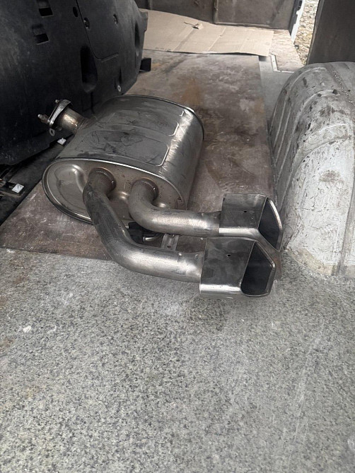 Глушник задня банка  Хюндай Сантафе 19-22 Київ - фото 1