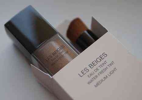 Тональний флюїд-тинт для обличчя Chanel Les Beiges Eau De Teint MEDIUM LIGHT Слов'янськ