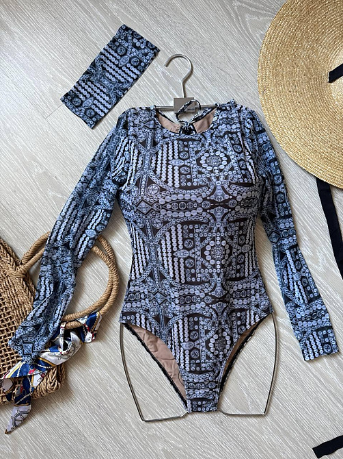 Закритий жіночий купальник із захистом від сонця Синій, M Харків - фото 2