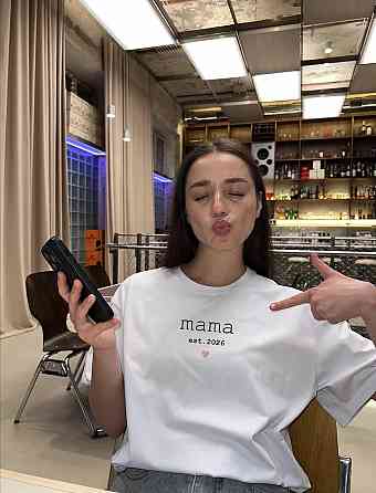 Футболка “Mama est. [рік] з серцем |  Індивідуальний рік Бежевий, L Чернівці