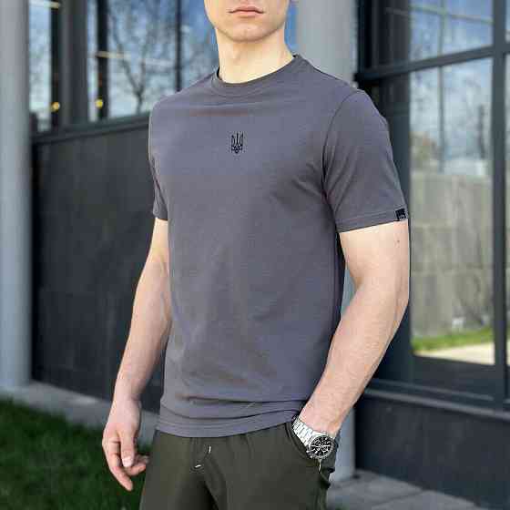Футболка Pobedov Peremoga - Герб чорна вишивка Темно-сірий M TSfu2 042Mdge Київ