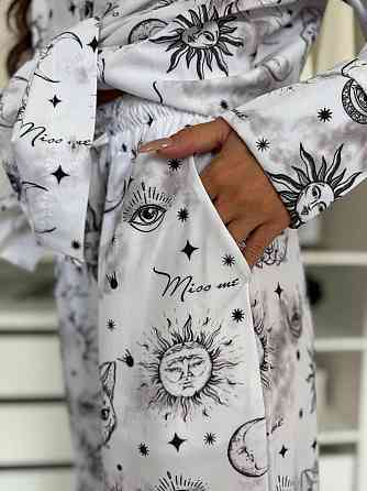 Жіночий трендовий костюм з банданою Awakening турецький софт принт Білий, 46/48 Одеса