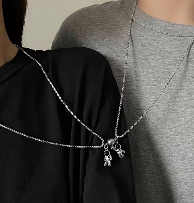 Парні кулони космонавти магнітні на ланцюжку, підвіски для закоханих Київ - фото 3