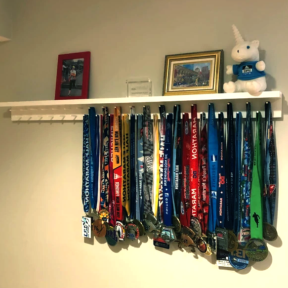 Полка для медалей 