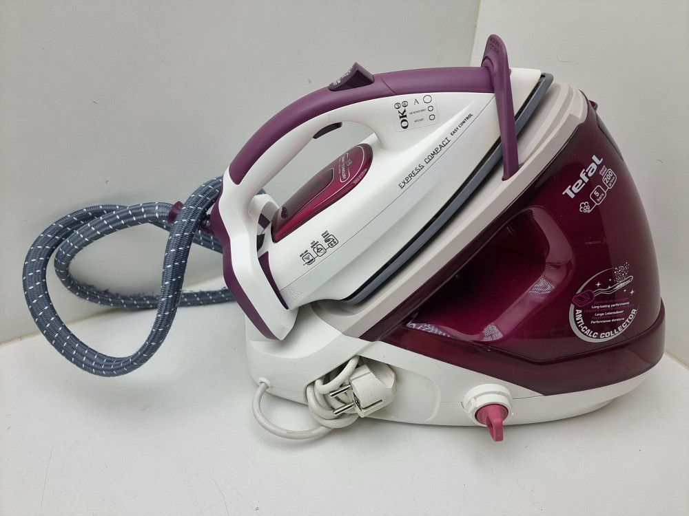 Праска з генератором пари Tefal Express Compact Easy Control GV7620 ( товар вживаний) Луцк - изображение 1