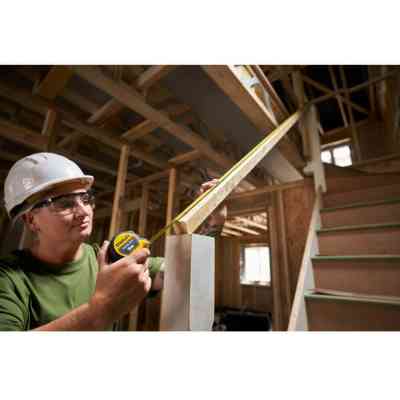 Рулетка Stanley CONTROL-LOCK, 5мх25мм, в прорезиненном корпусе,с двухсторонней шкалой (STHT37231-0) Винница