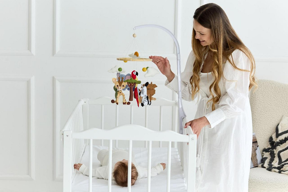 Дитячий мобіль на ліжечко WoollyFox "Теплі пригоди: слон, жирафа, папуга, лев і зебра" Київ - фото 7