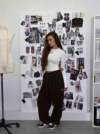 Жіночий стильний молодіжний лонгслів з написом турецький кулір Одеса