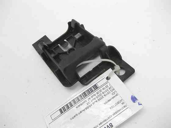 VAG  8W0907704 Пластикова пластина кріплення переднього датчика Nox Одеса