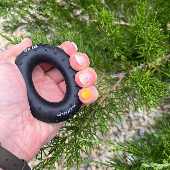 Эспандер кистевой силиконовый PowerPlay PP-4338 Hand Grip Hard 30 кг. Черный Киев