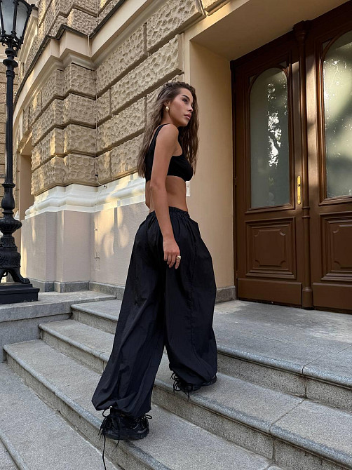 Жіночі широкі оверсайз штани Аладіни з плащівки Одеса - фото 5