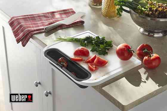 Дошка для нарізки, пластикова з лотком Weber 7032 Код: 009990 Рівне