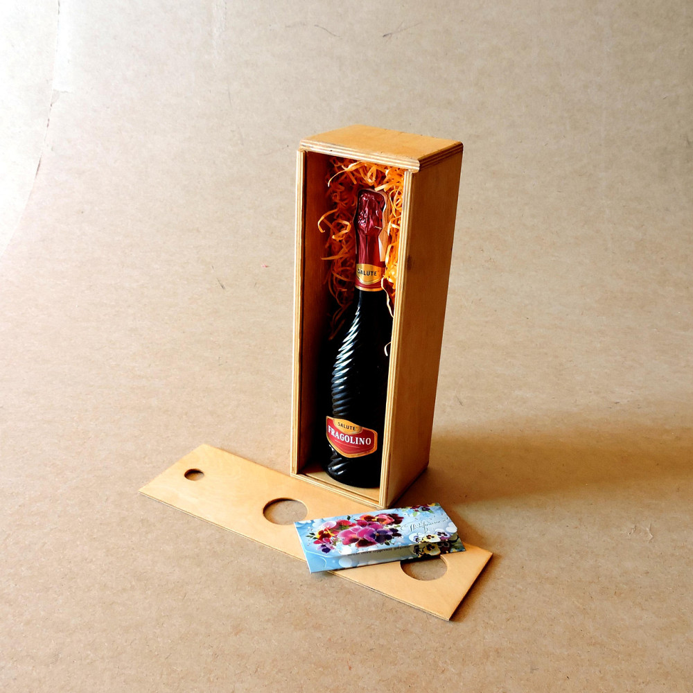 Подарочная коробка 